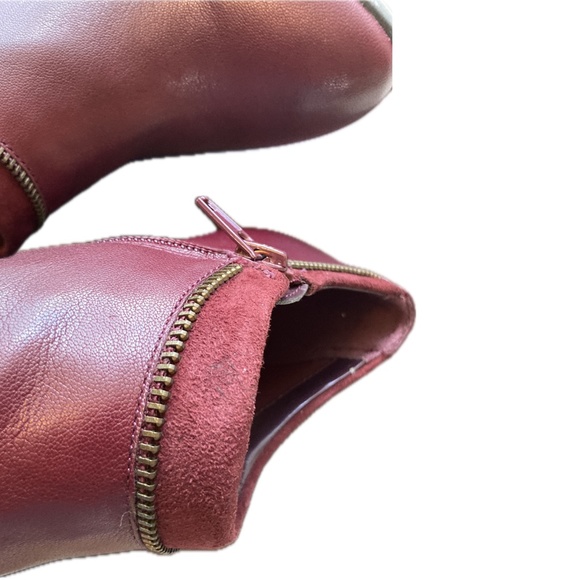 Anne Klein Dalayne Red Leather Ankle Booties - Picture 10 of 12